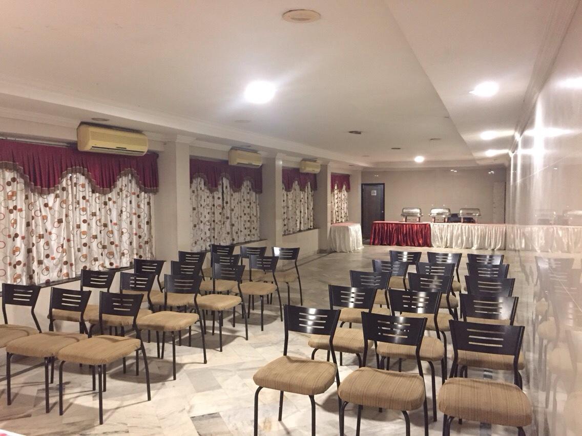 Sarovar Hotel Visakhapatnam Bagian luar foto